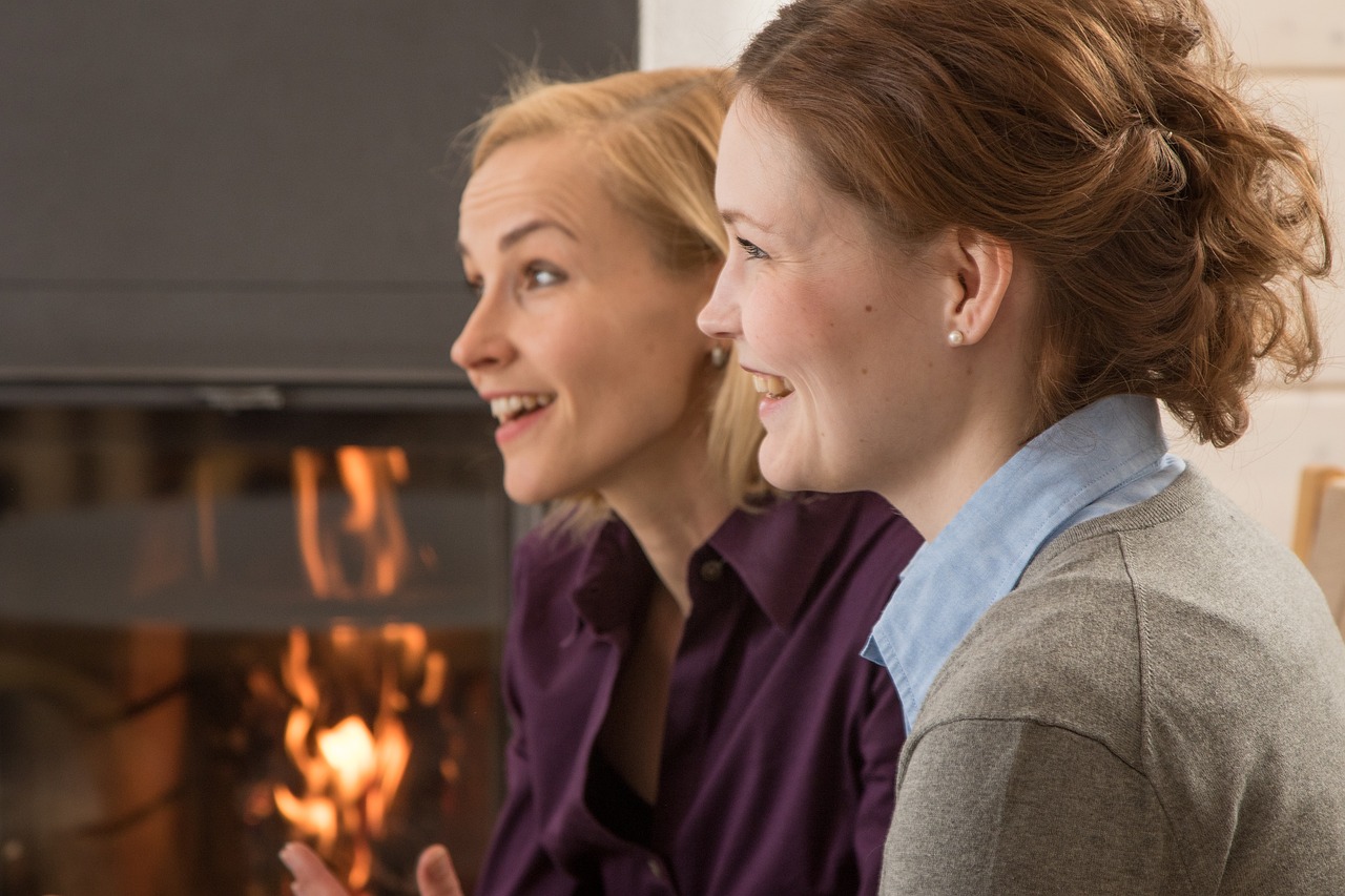 the-fireplace-meeting-woman-2721784 the fireplace, meeting, woman-2721784.jpg